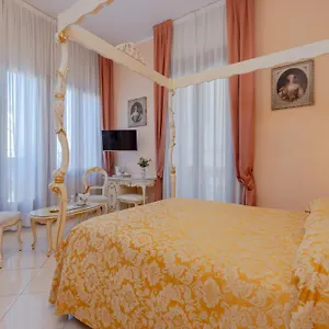 Marte 3*, Venedig Italien
